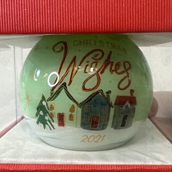 Santa 2021 Li Bien Christmas wishes Ornament Inside Painted At Home Brand - Picture 3 of 8